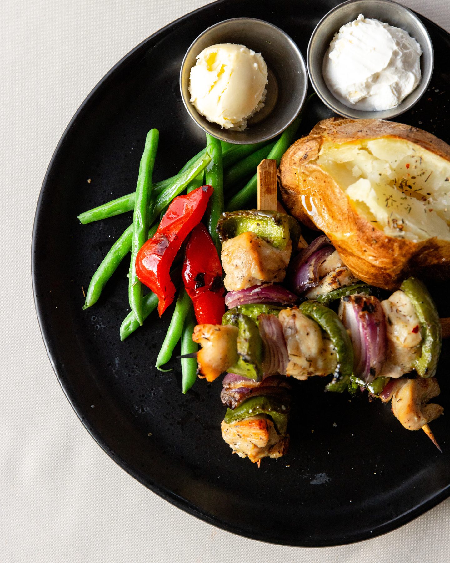 PSR Events plated entree with seasonal vegetables