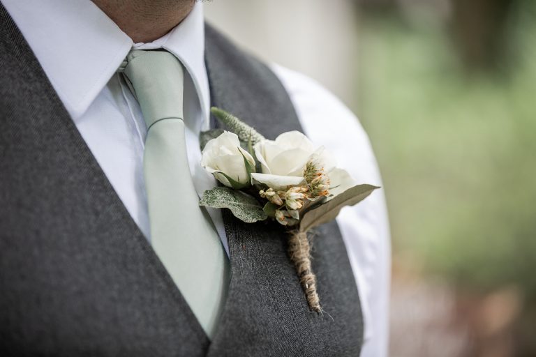 Boutonniere floral design 17